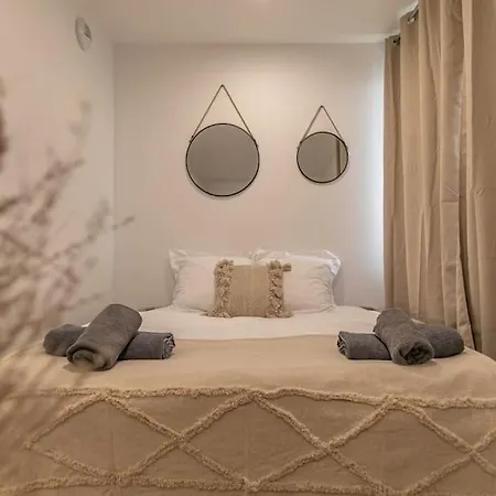 Cosy Centre 18 Apartment *