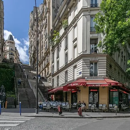 Cosy Centre 18 Apartment Paris