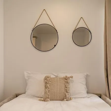 Cosy Centre 18 *